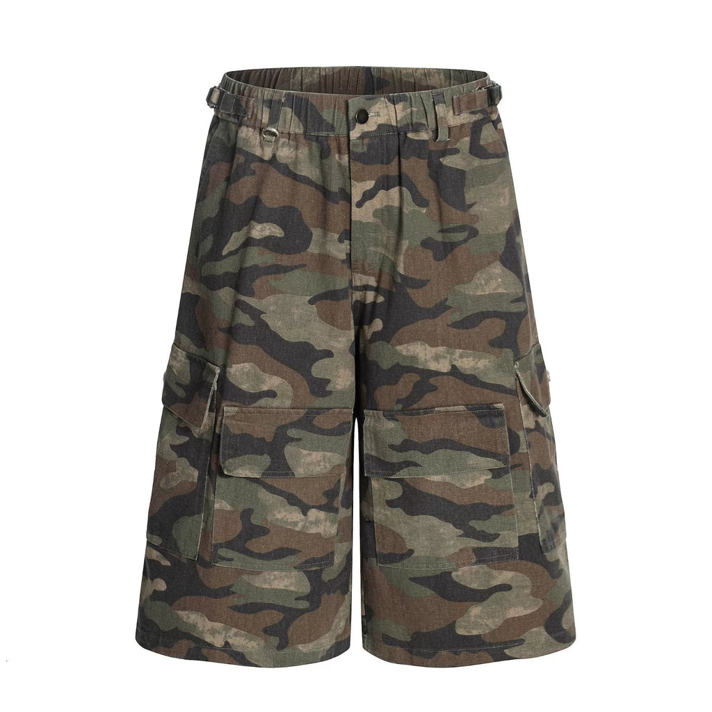Fashion sports loose camouflage shorts